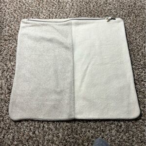 Pottery Barn 20x20in Pillow Cover